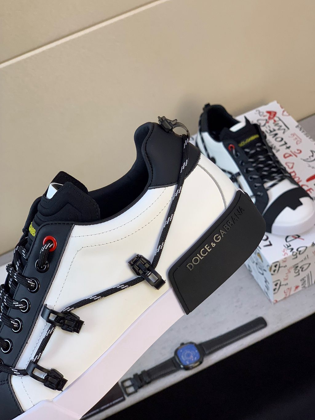 D*G sneaker